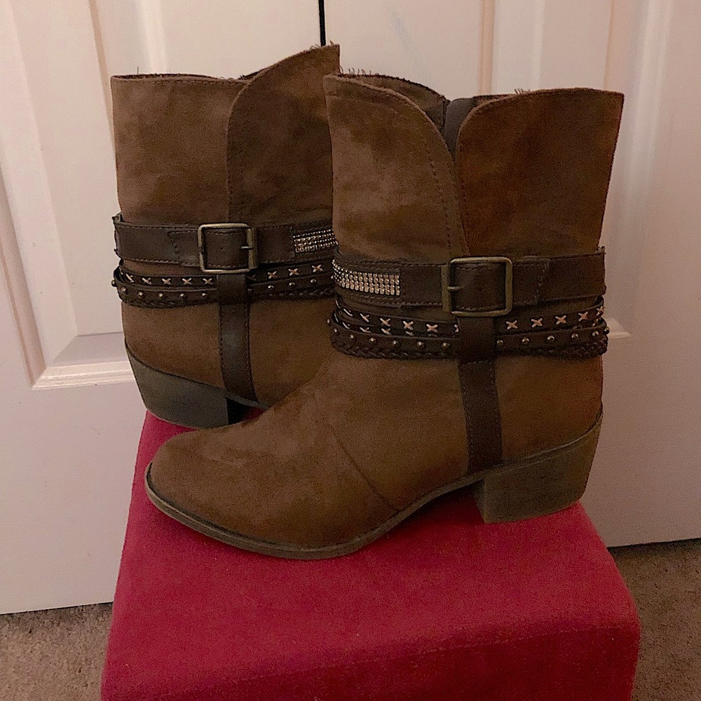 Sugar ankle western boots